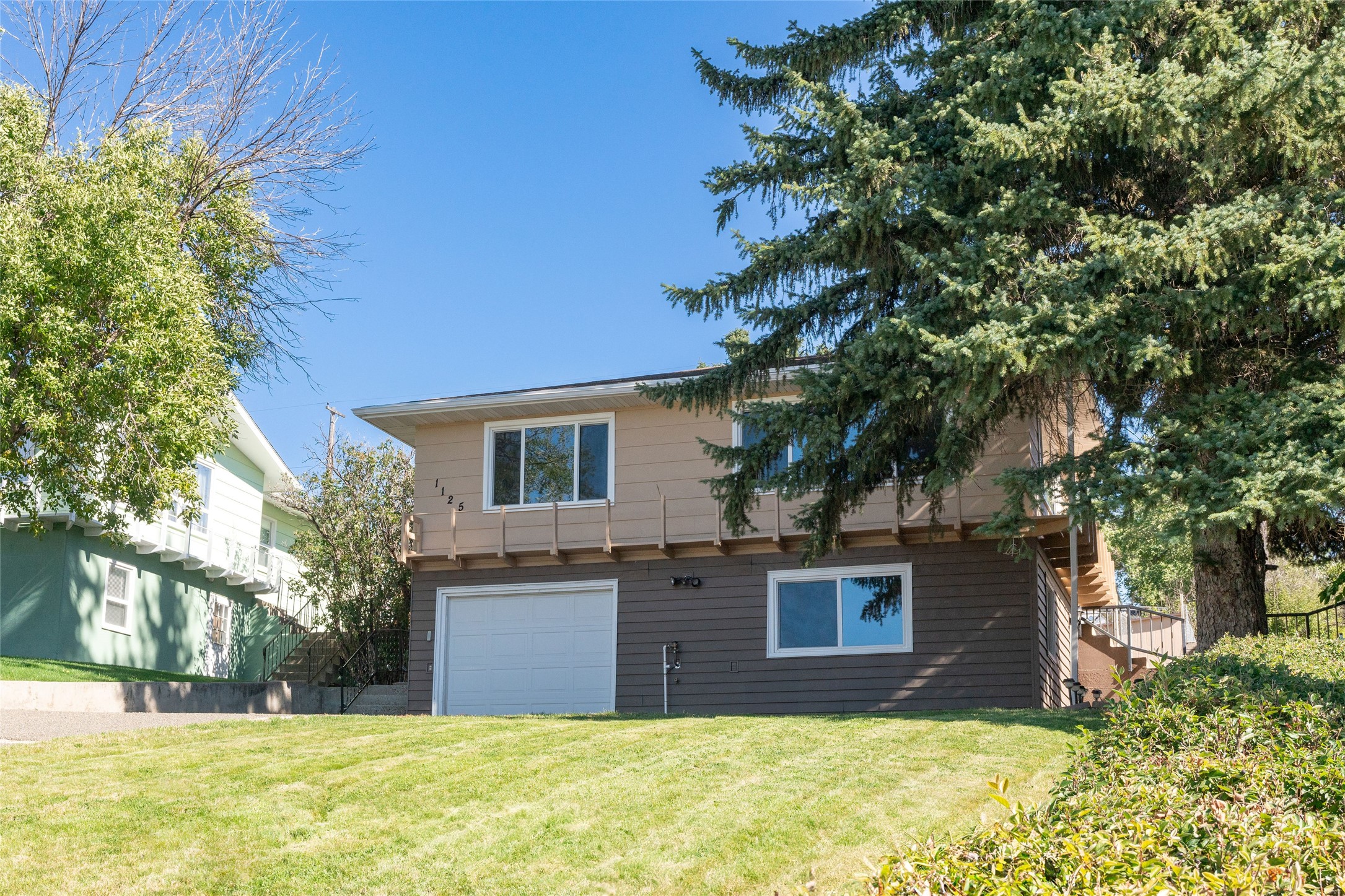 1125 9th Avenue Property Photo