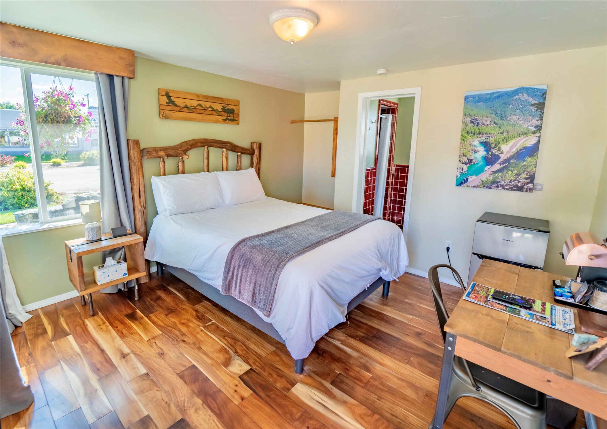 808 Mineral Avenue Property Photo 15