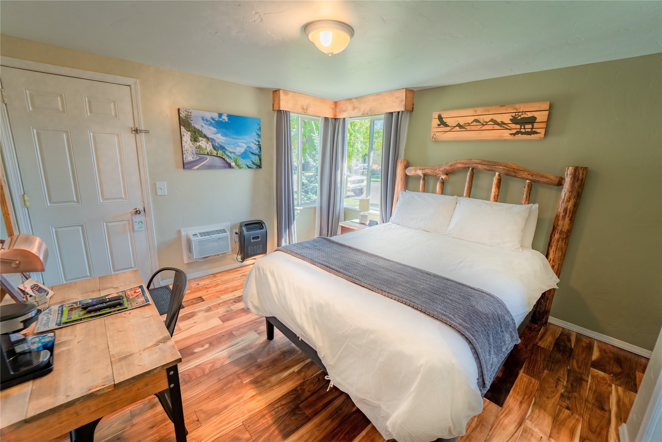 808 Mineral Avenue Property Photo 18