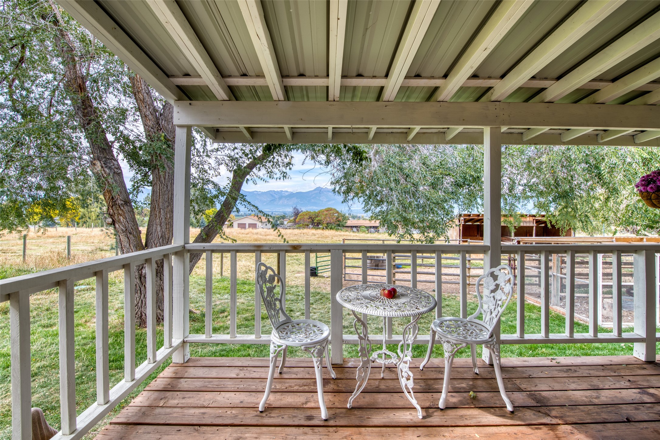 1255 Apple Blossom Lane Property Photo 22