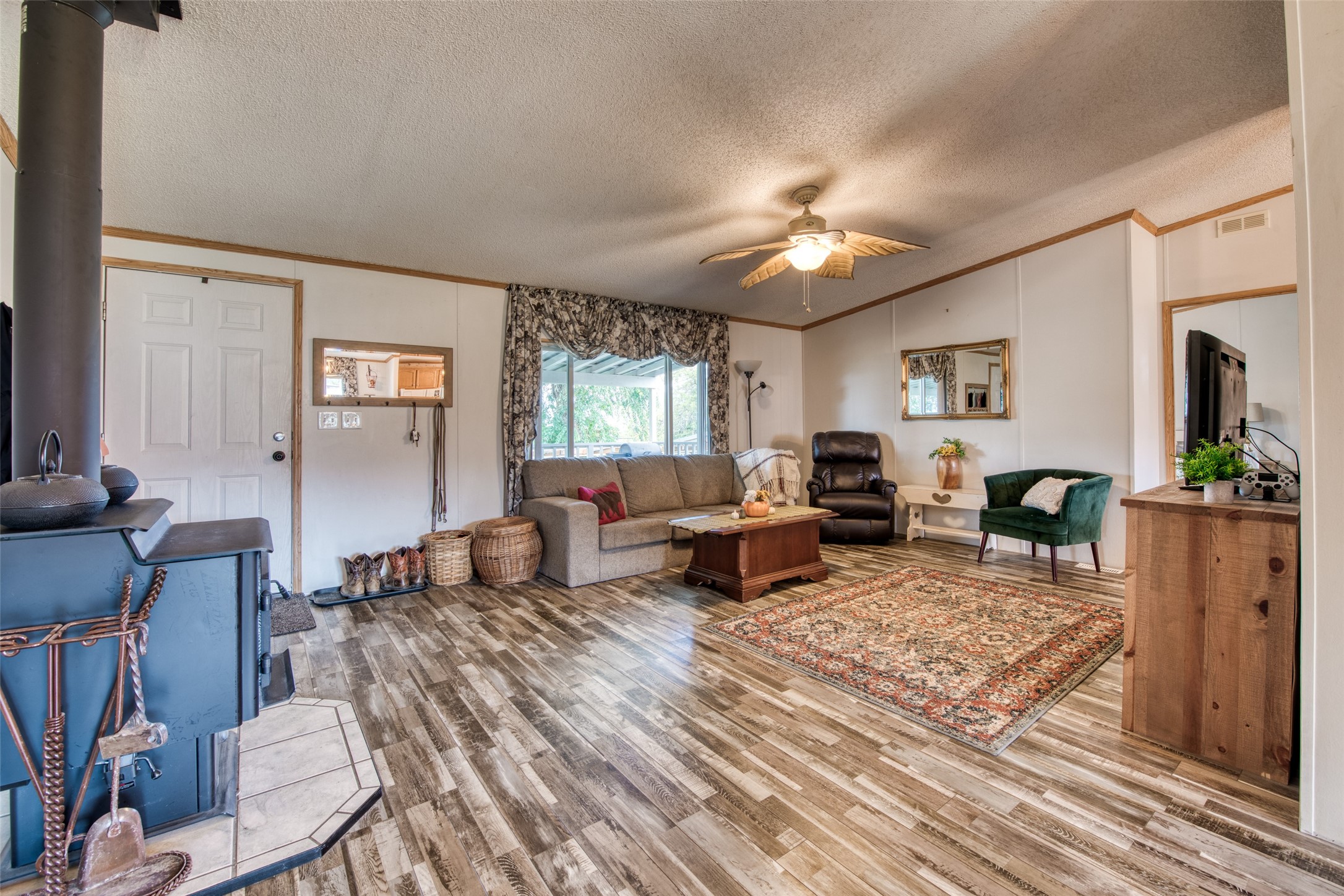 1255 Apple Blossom Lane Property Photo 25