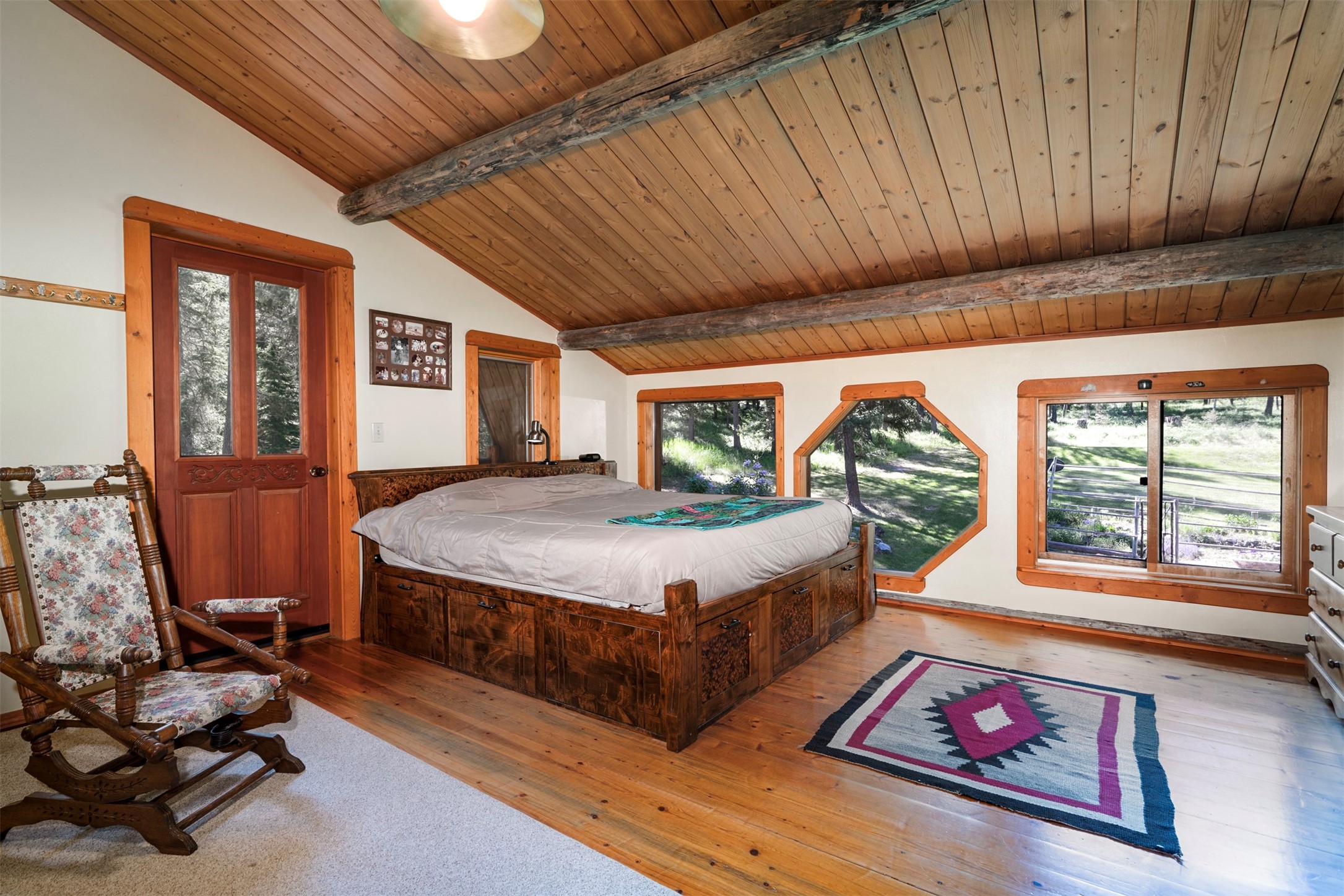 550 Stovepipe Road Property Photo 14