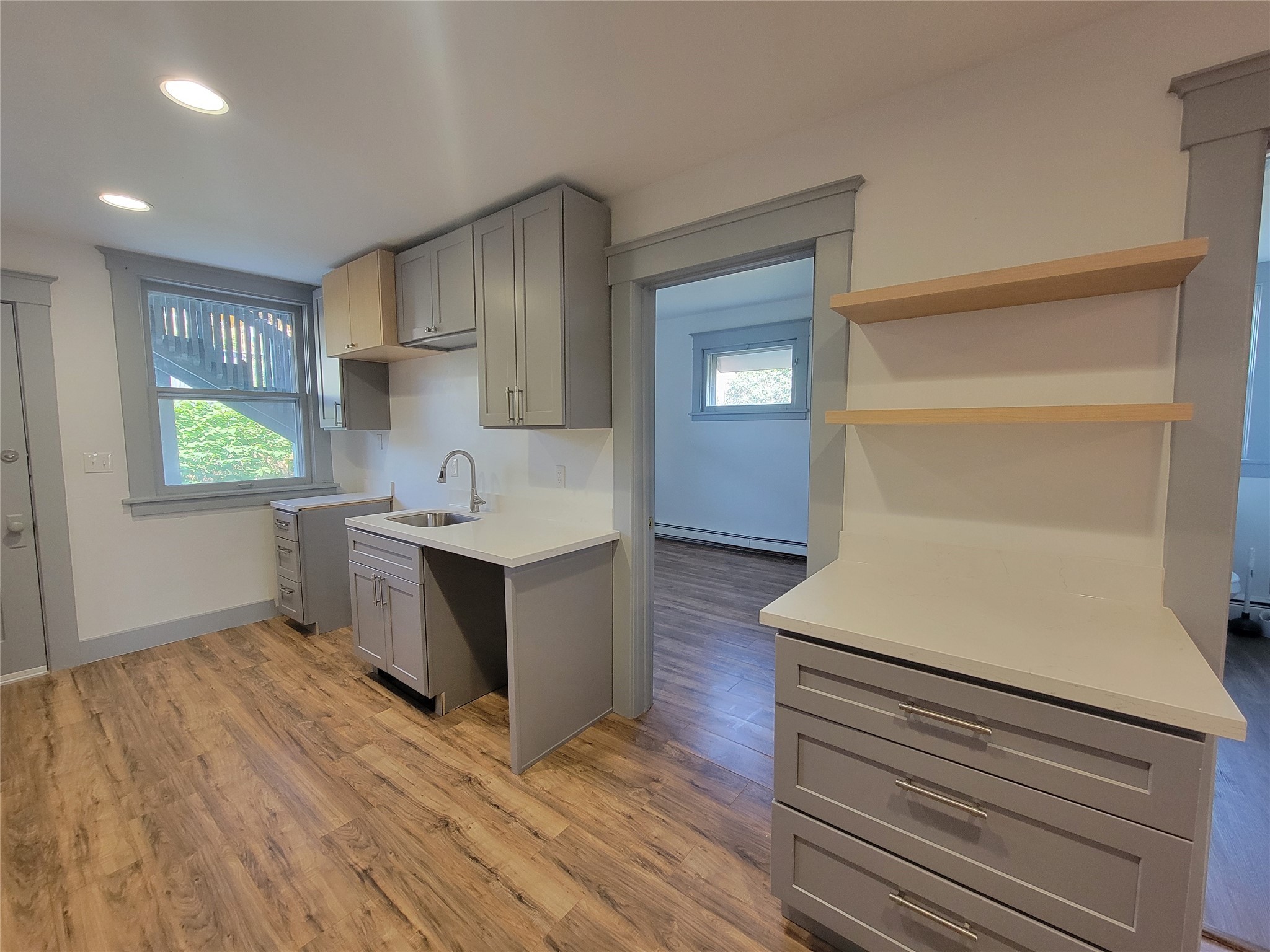 1041 W Galena Street Property Photo 6