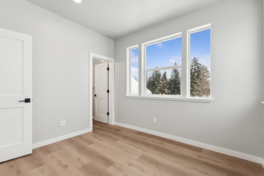 304 Trailview Way Property Photo 16