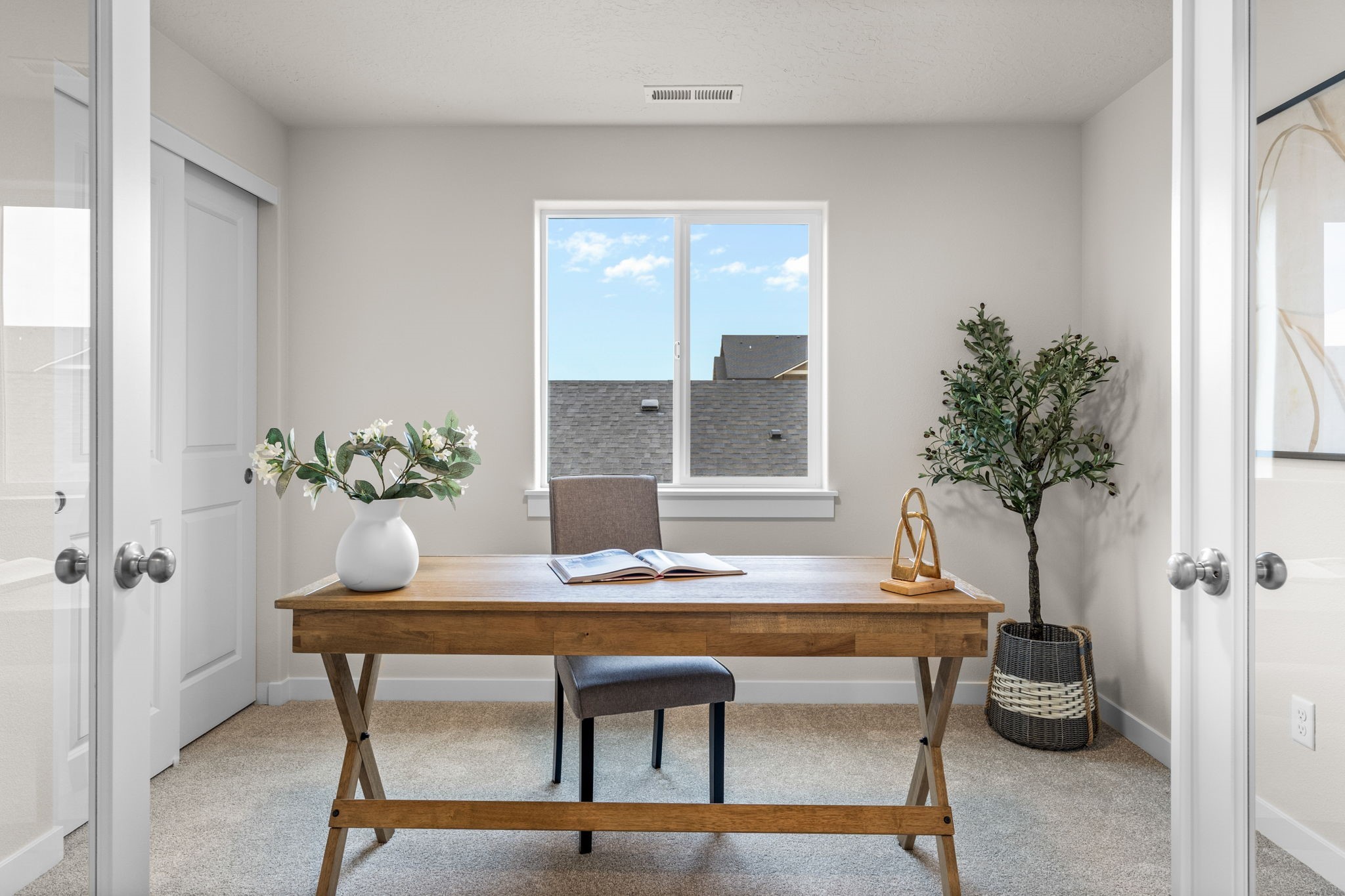 5803 Horn Road Property Photo 8