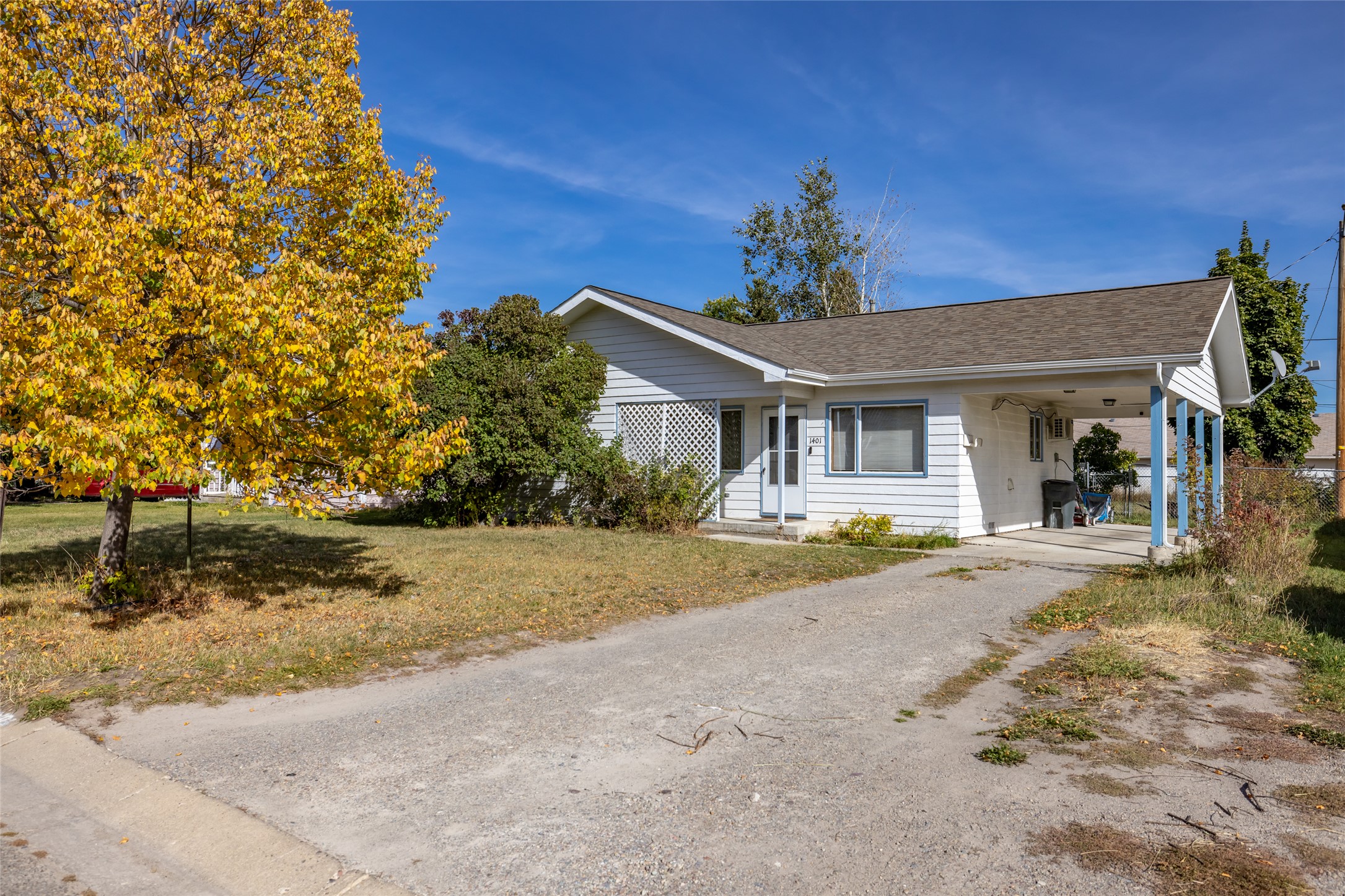 1401 6th Avenue W Property Photo 2