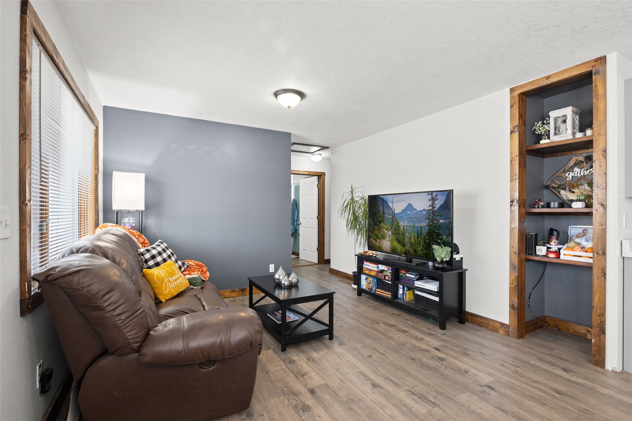 1401 6th Avenue W Property Photo 5