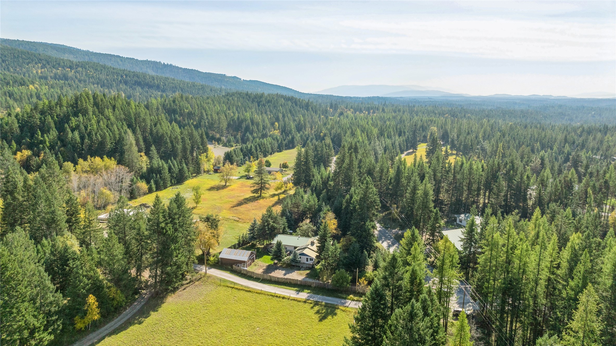 1627 Foothill Road Property Photo 4