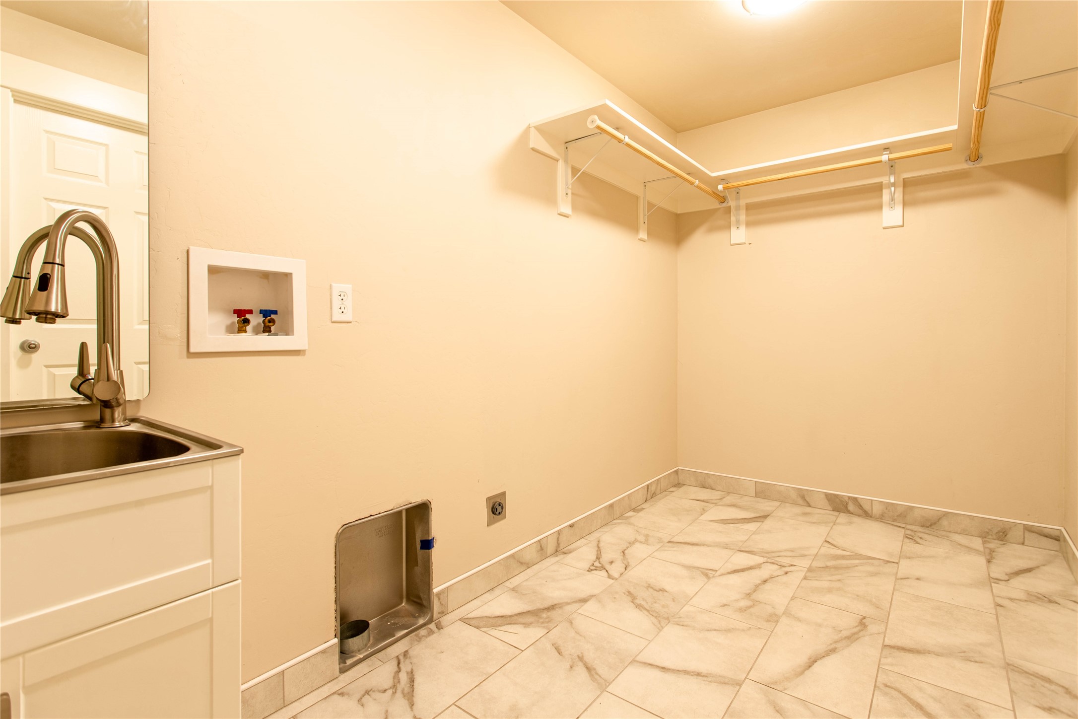 353 Montford Road Property Photo 33