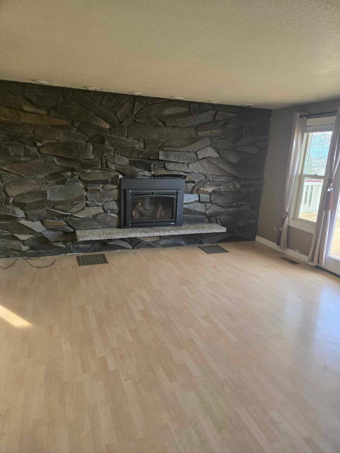873 Ponderosa Drive Property Photo 13
