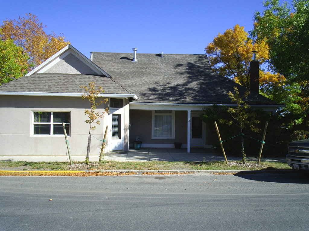640 Hollins Avenue Property Photo 1