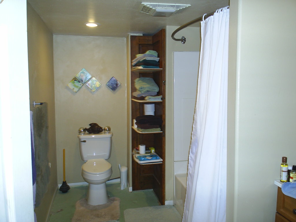 640 Hollins Avenue Property Photo 30
