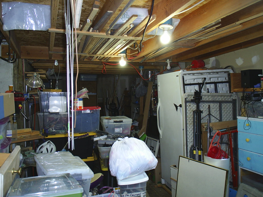 640 Hollins Avenue Property Photo 35