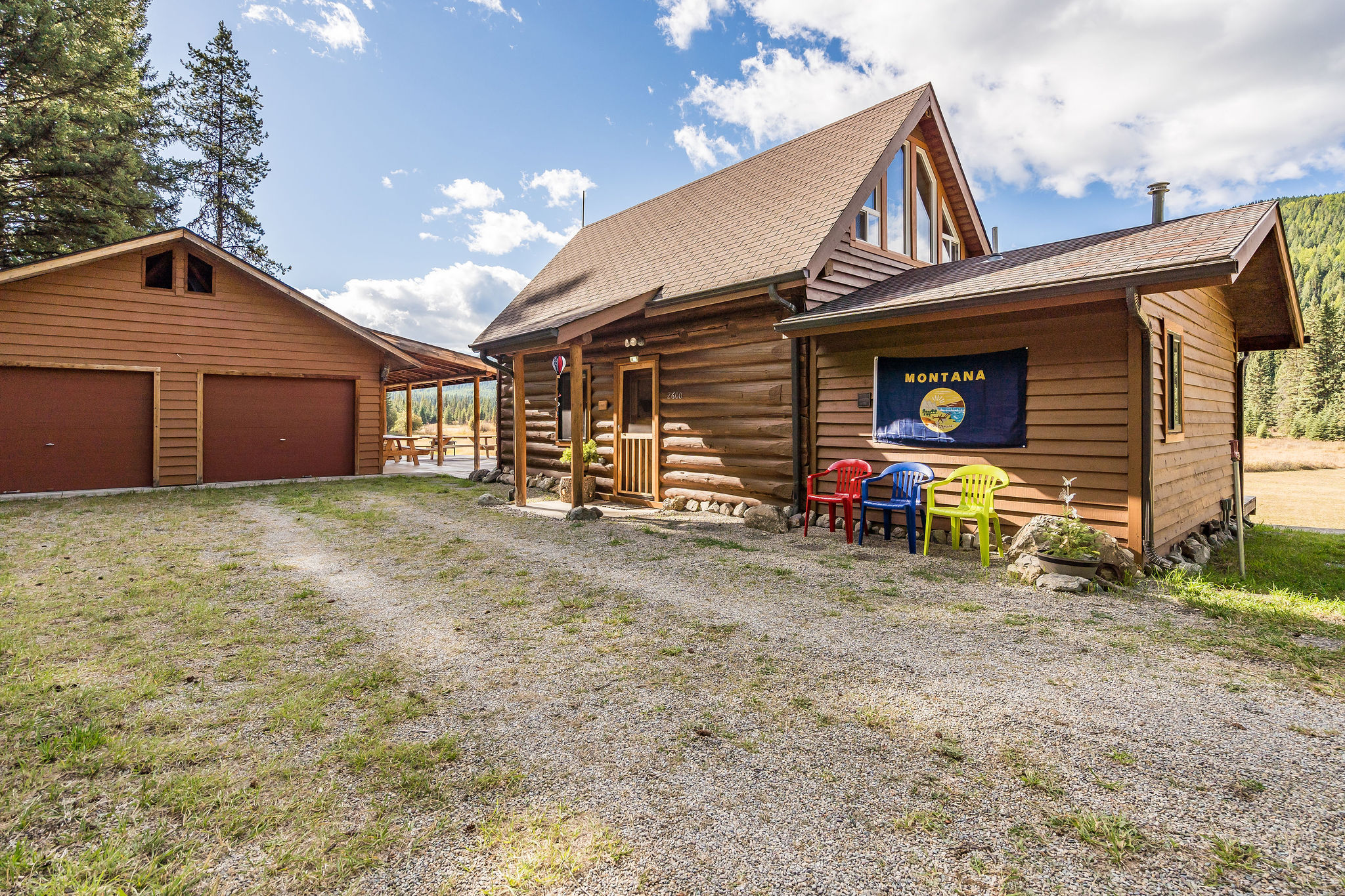 2560 Mountain Meadow Road Property Photo 1