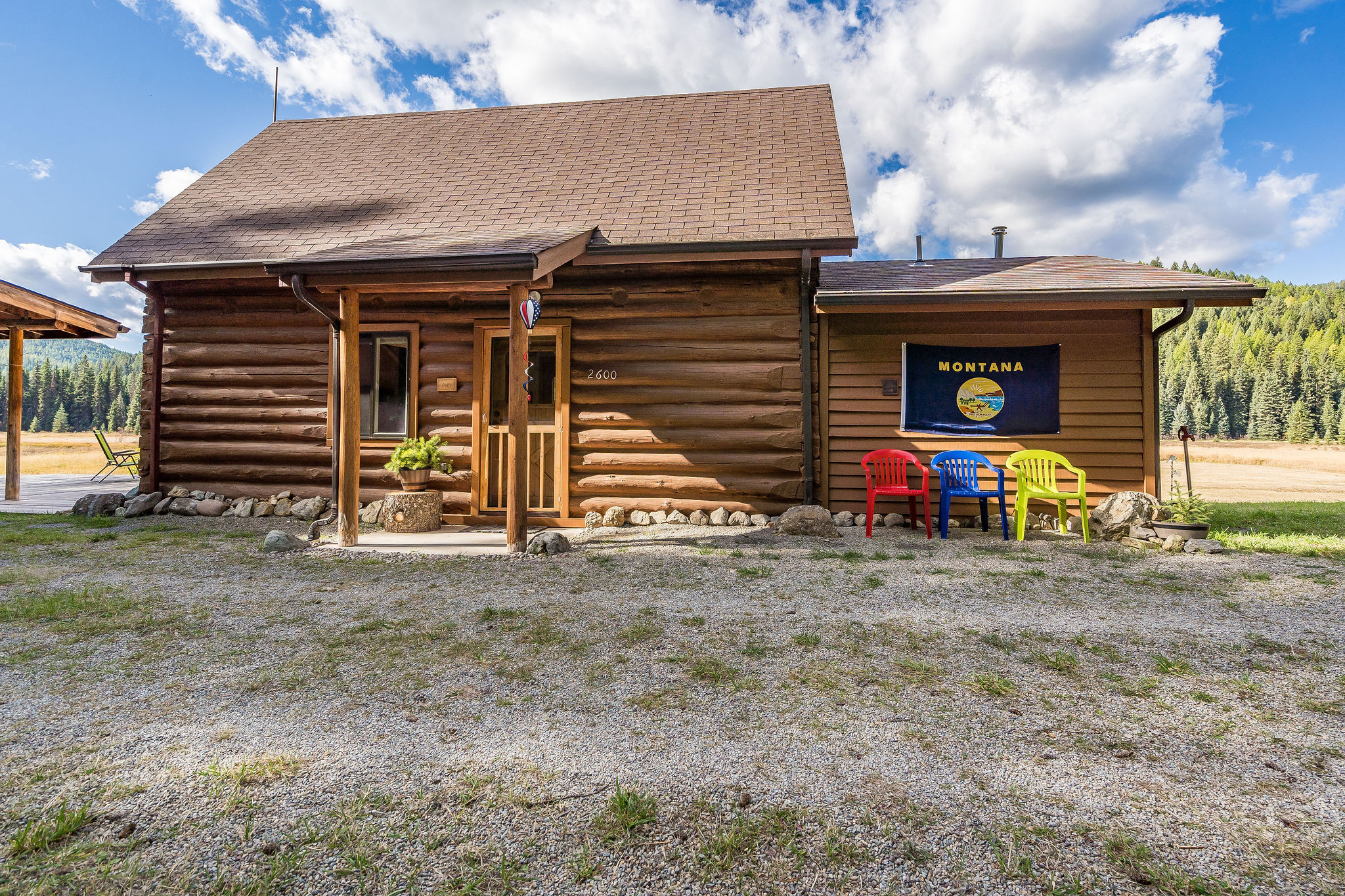 2560 Mountain Meadow Road Property Photo 2