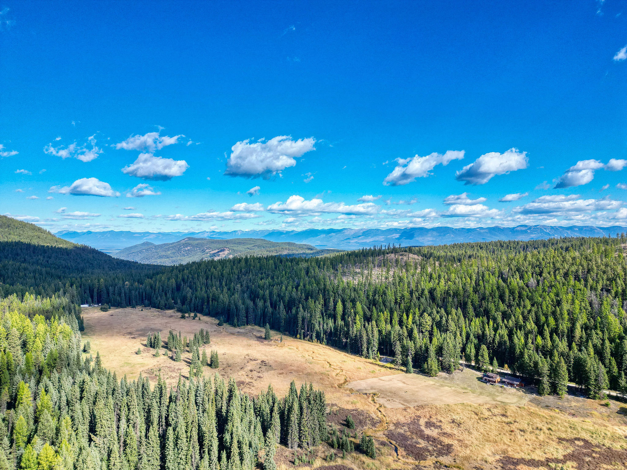 2560 Mountain Meadow Road Property Photo 21