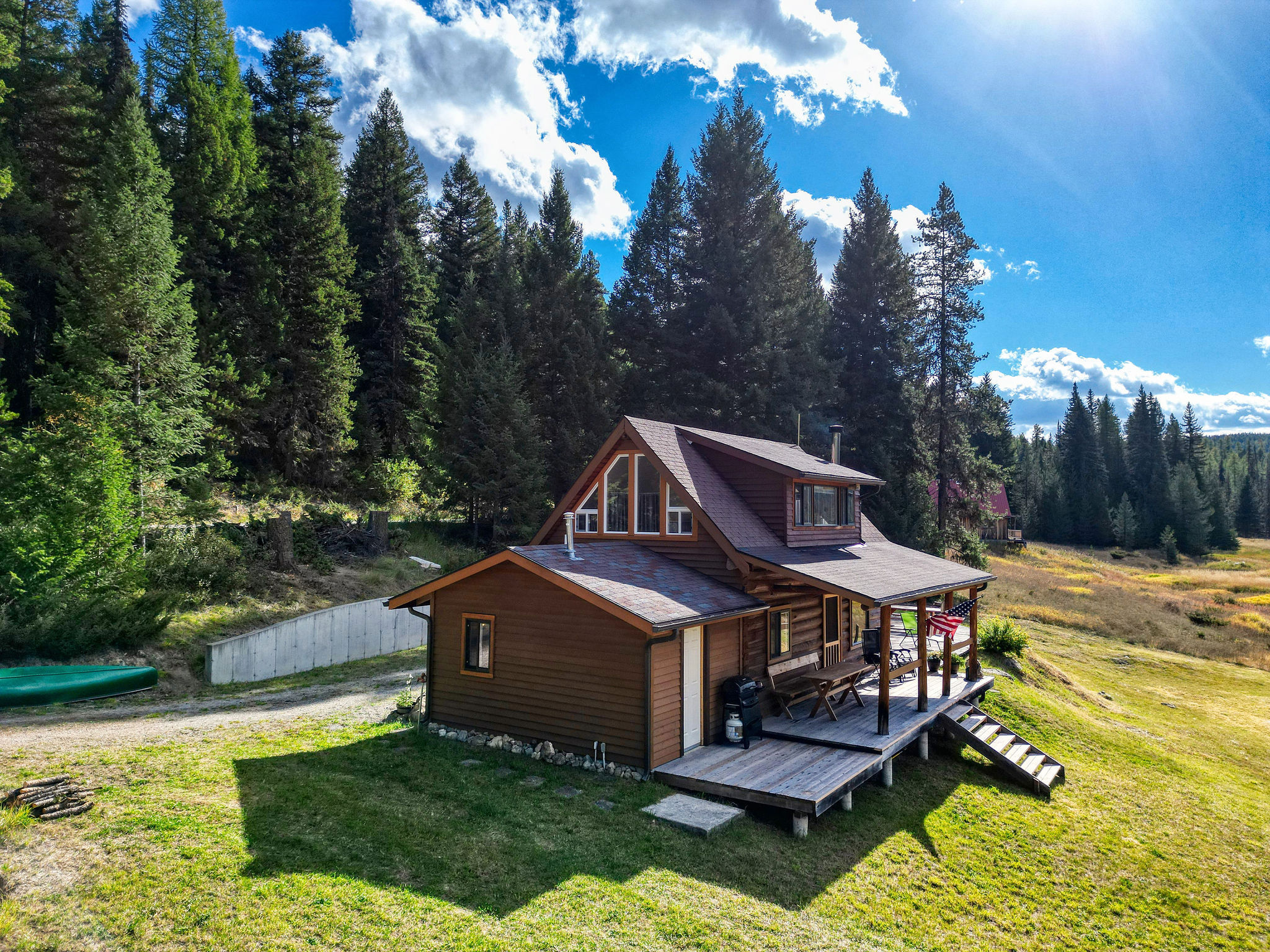 2560 Mountain Meadow Road Property Photo 25