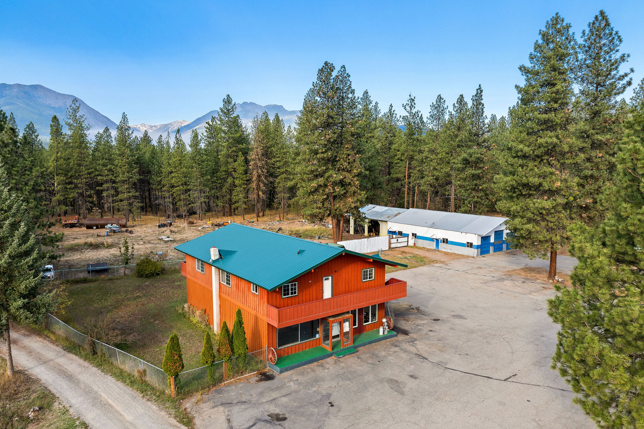 39424 Us Highway 2 Property Photo 38