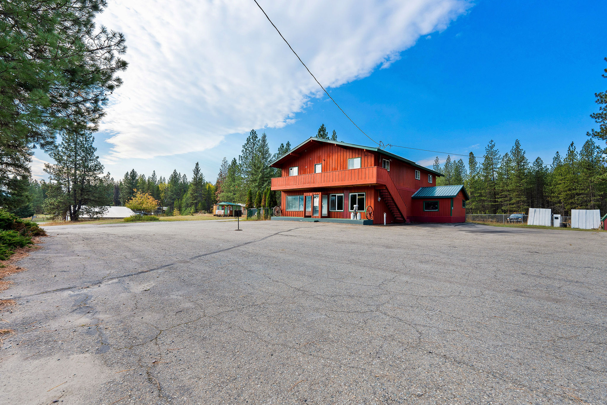 39424 Us Highway 2 Property Photo 28