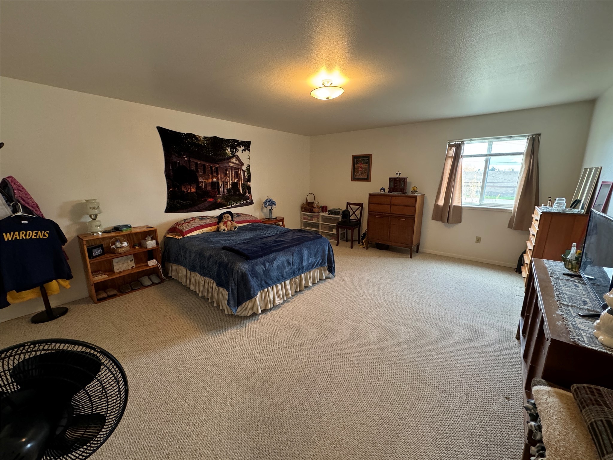 608 Clark Street Property Photo 16