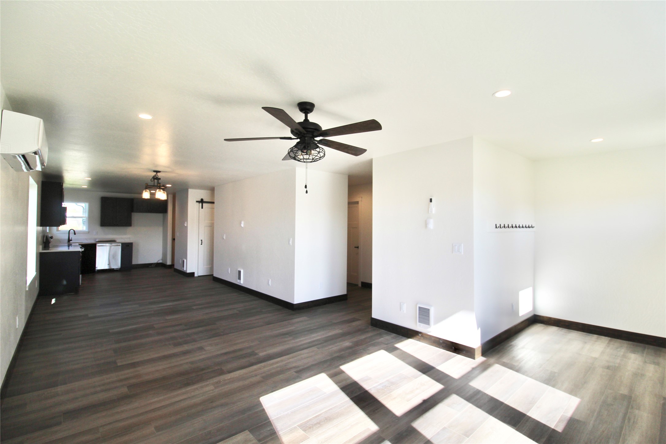 310 9th Avenue W Property Photo 13