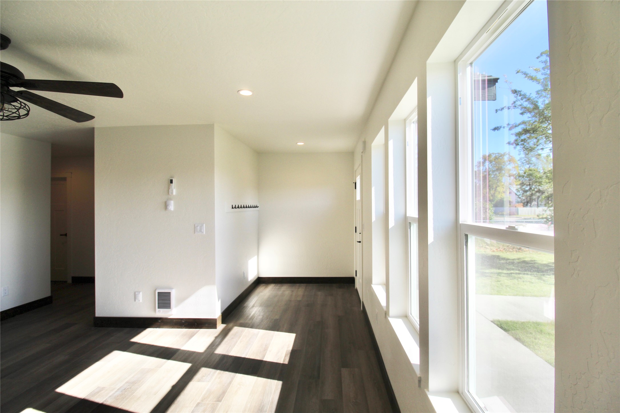 310 9th Avenue W Property Photo 15