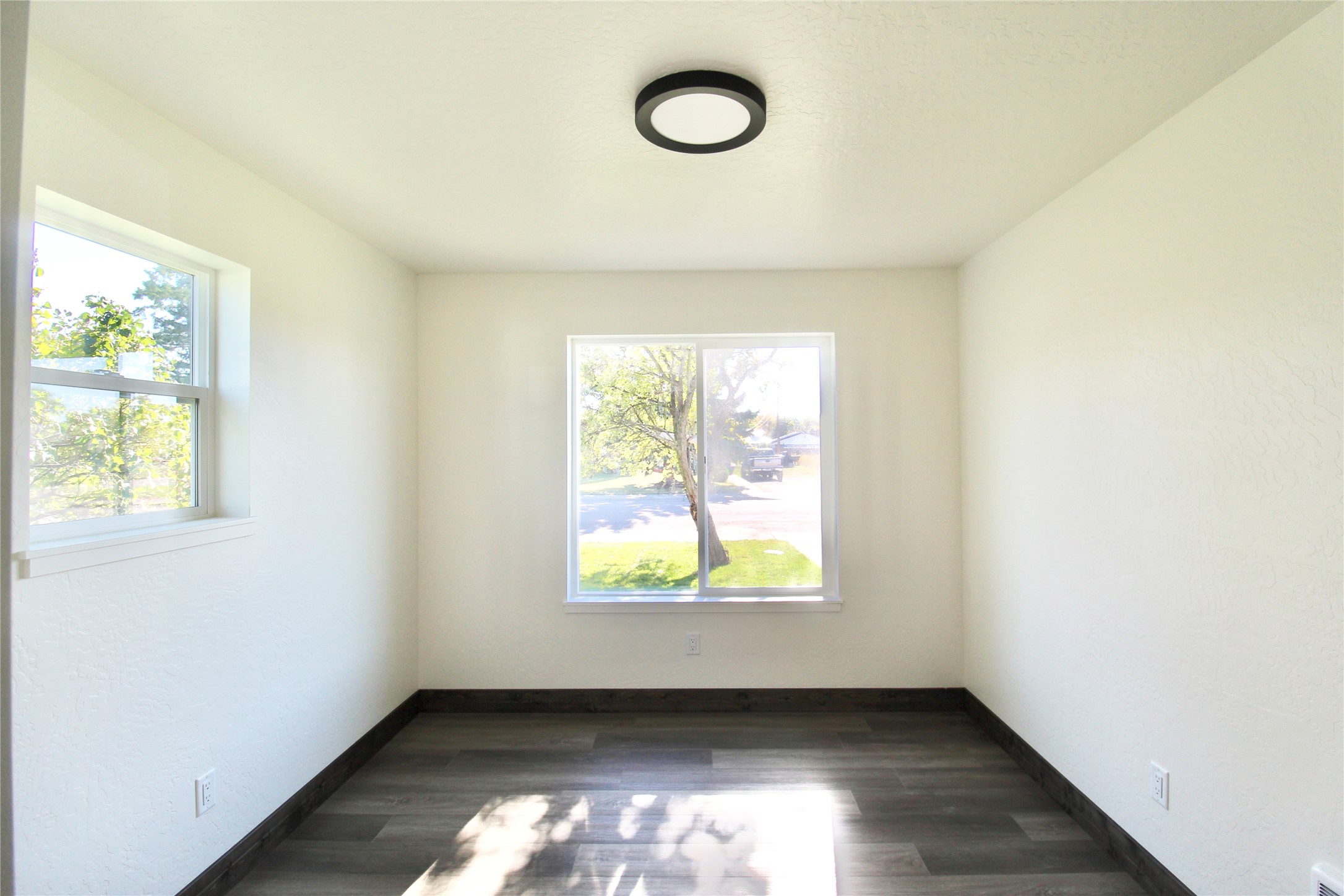 310 9th Avenue W Property Photo 24
