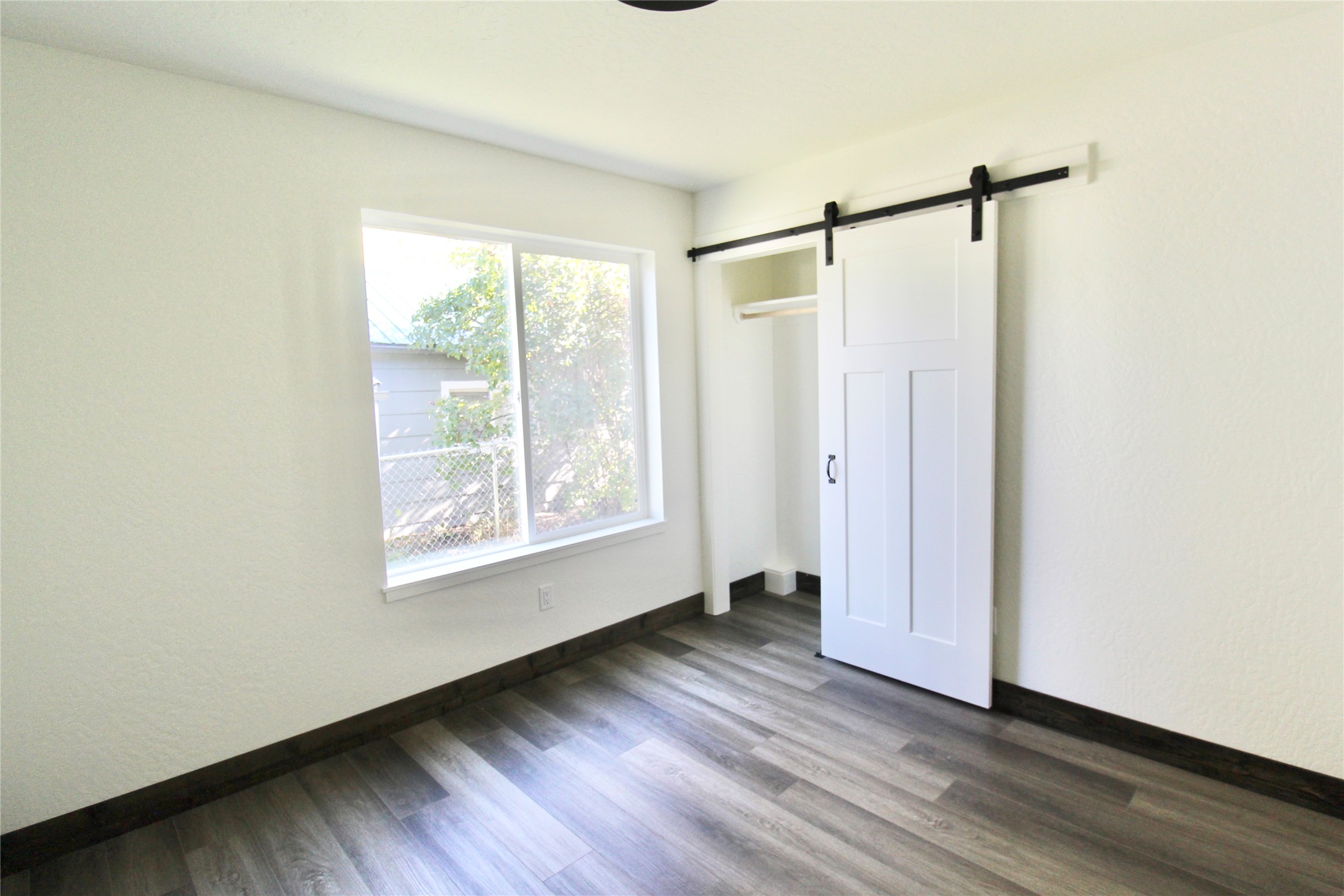310 9th Avenue W Property Photo 26
