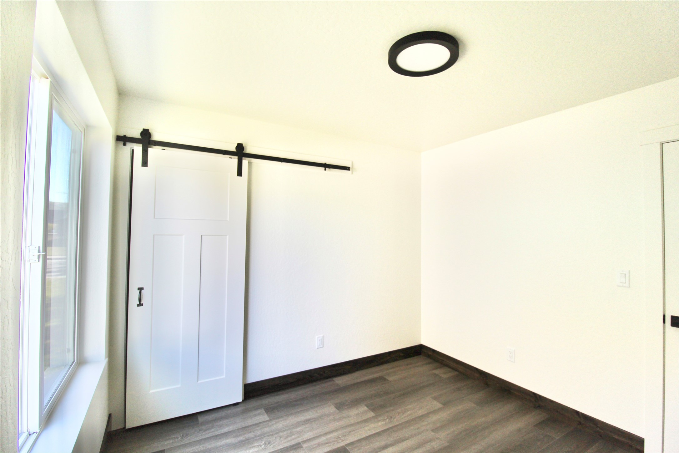 310 9th Avenue W Property Photo 27