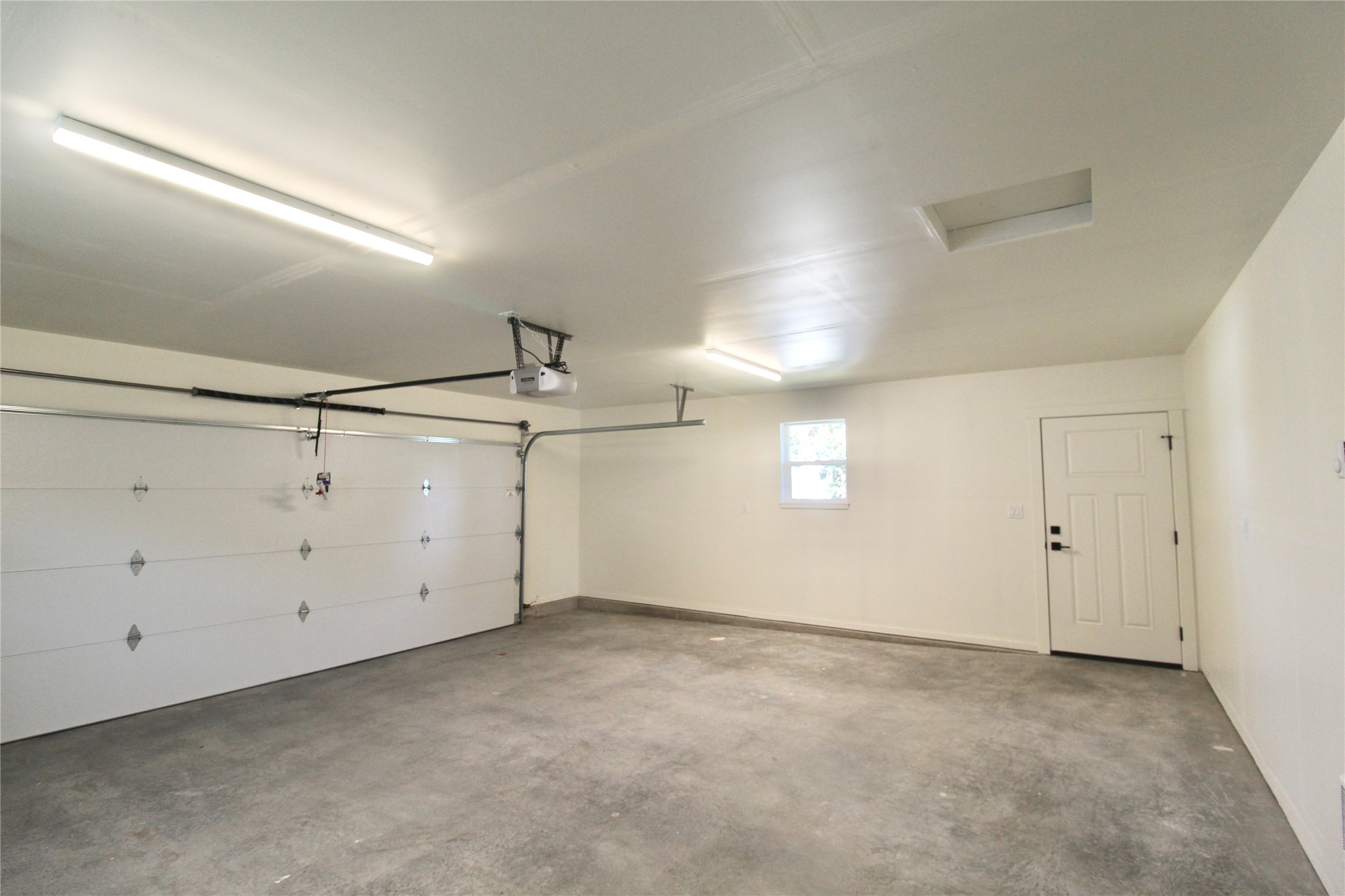 310 9th Avenue W Property Photo 35