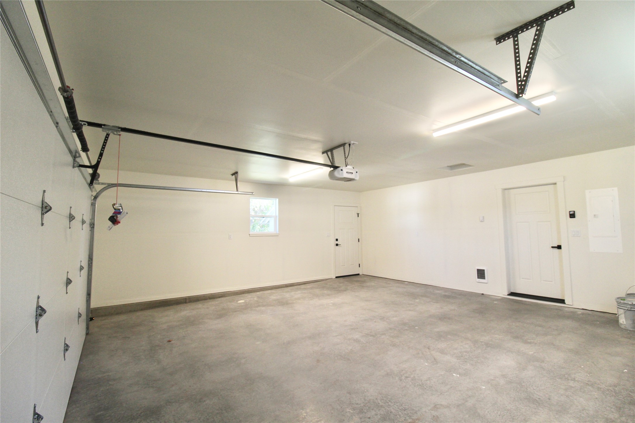310 9th Avenue W Property Photo 36