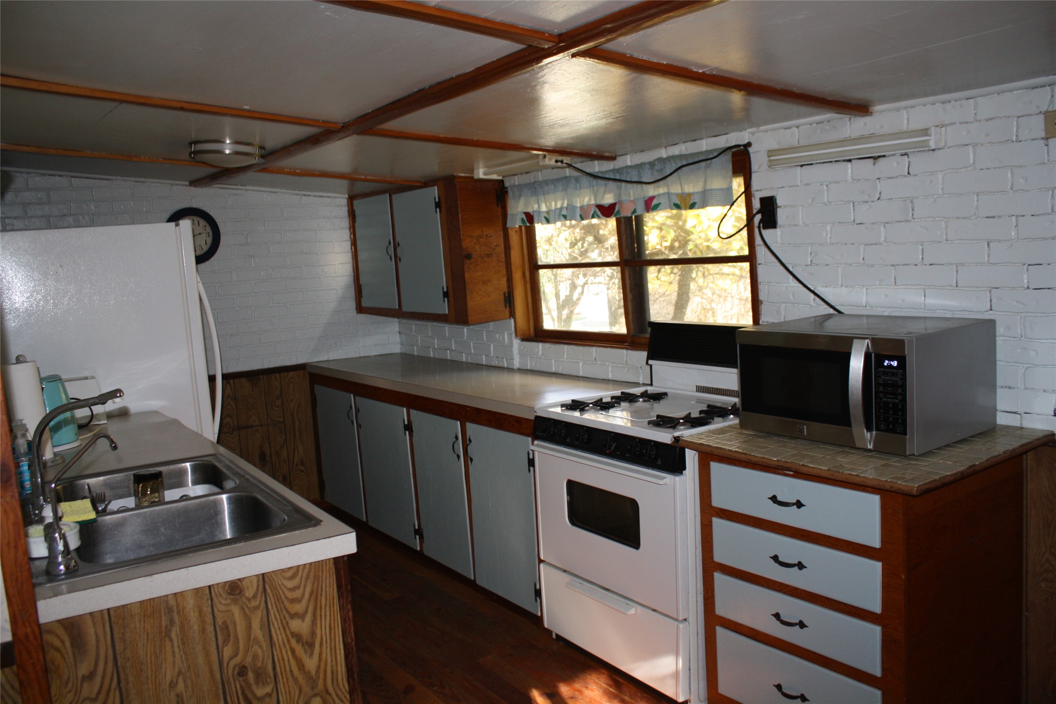 782 Othorp Lake Road Property Photo 11