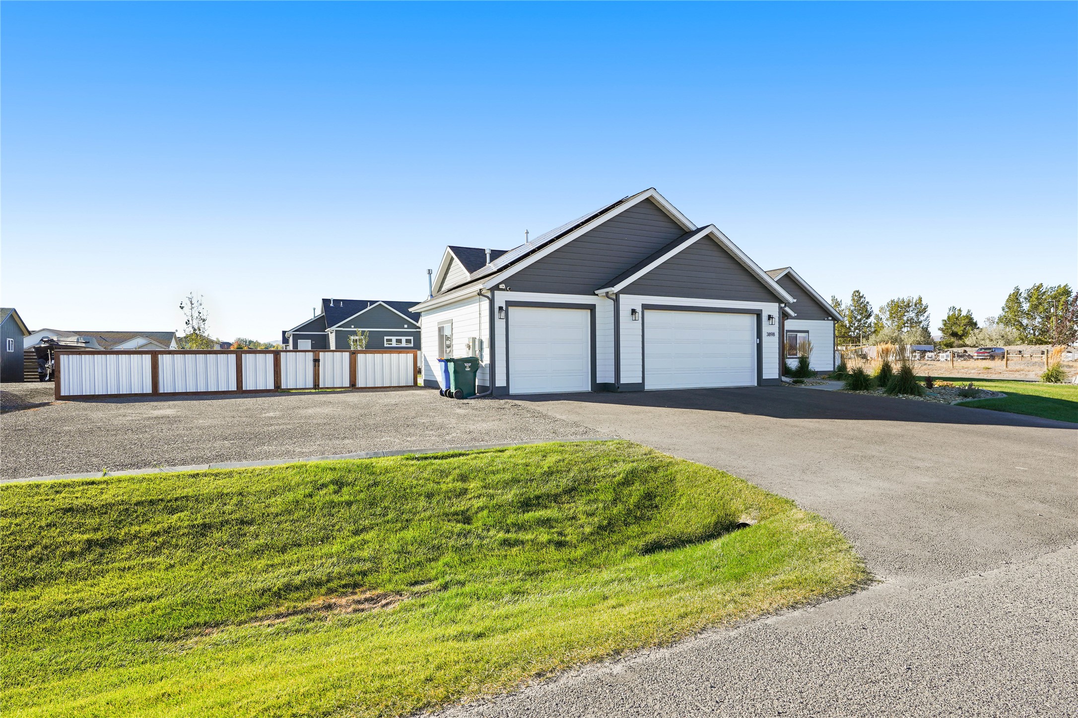 3898 Rosette Lane Property Photo 5