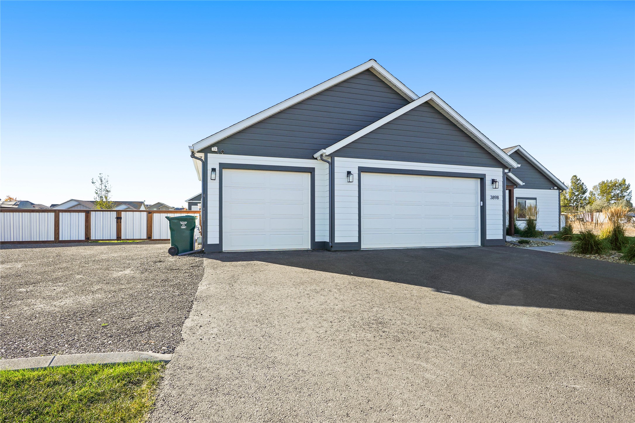 3898 Rosette Lane Property Photo 6