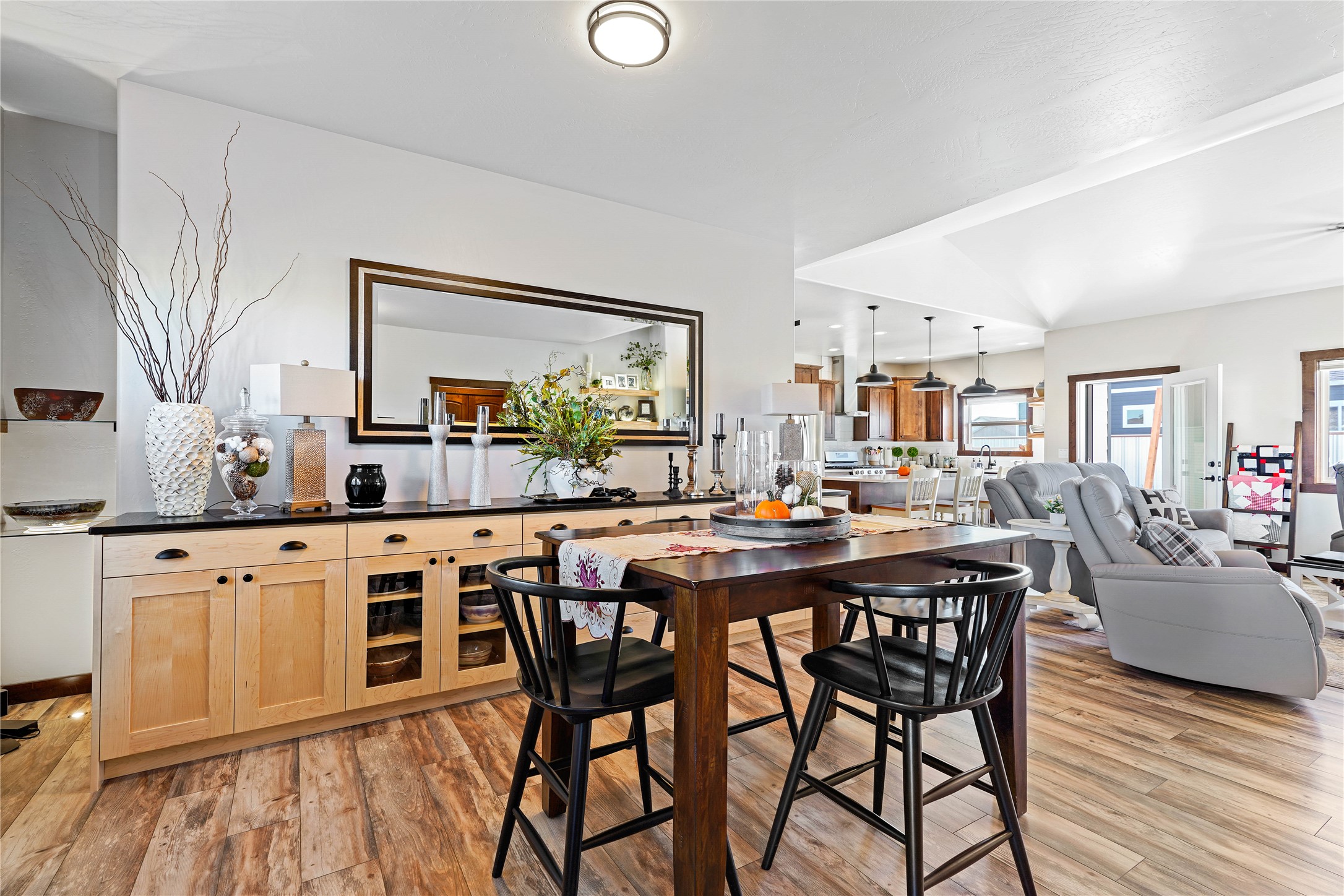 3898 Rosette Lane Property Photo 16