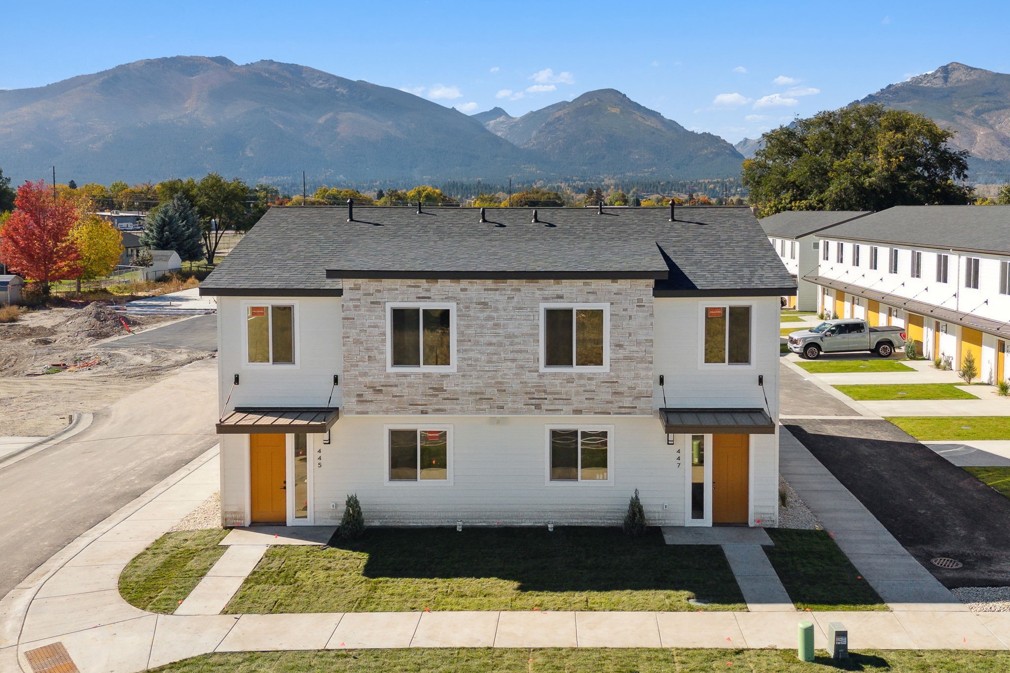 447 Skeels Avenue Property Photo 3