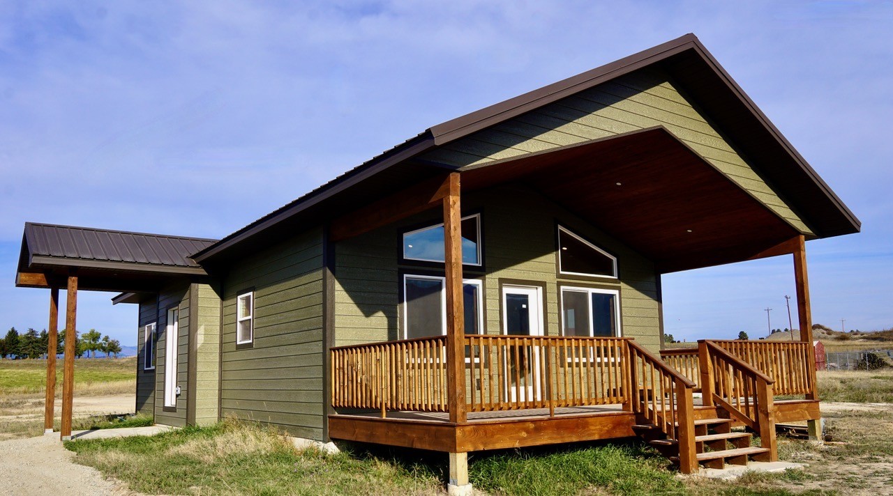 72 River Court N Property Photo 1
