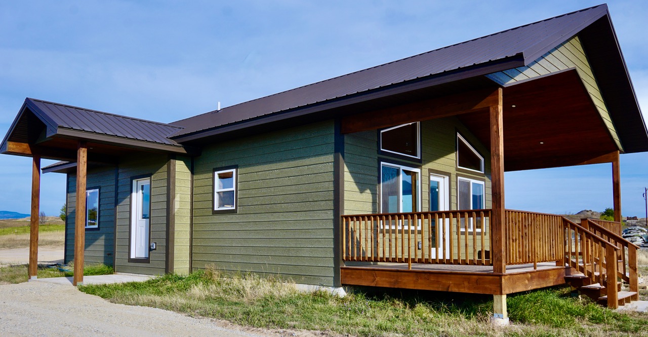 72 River Court N Property Photo 2