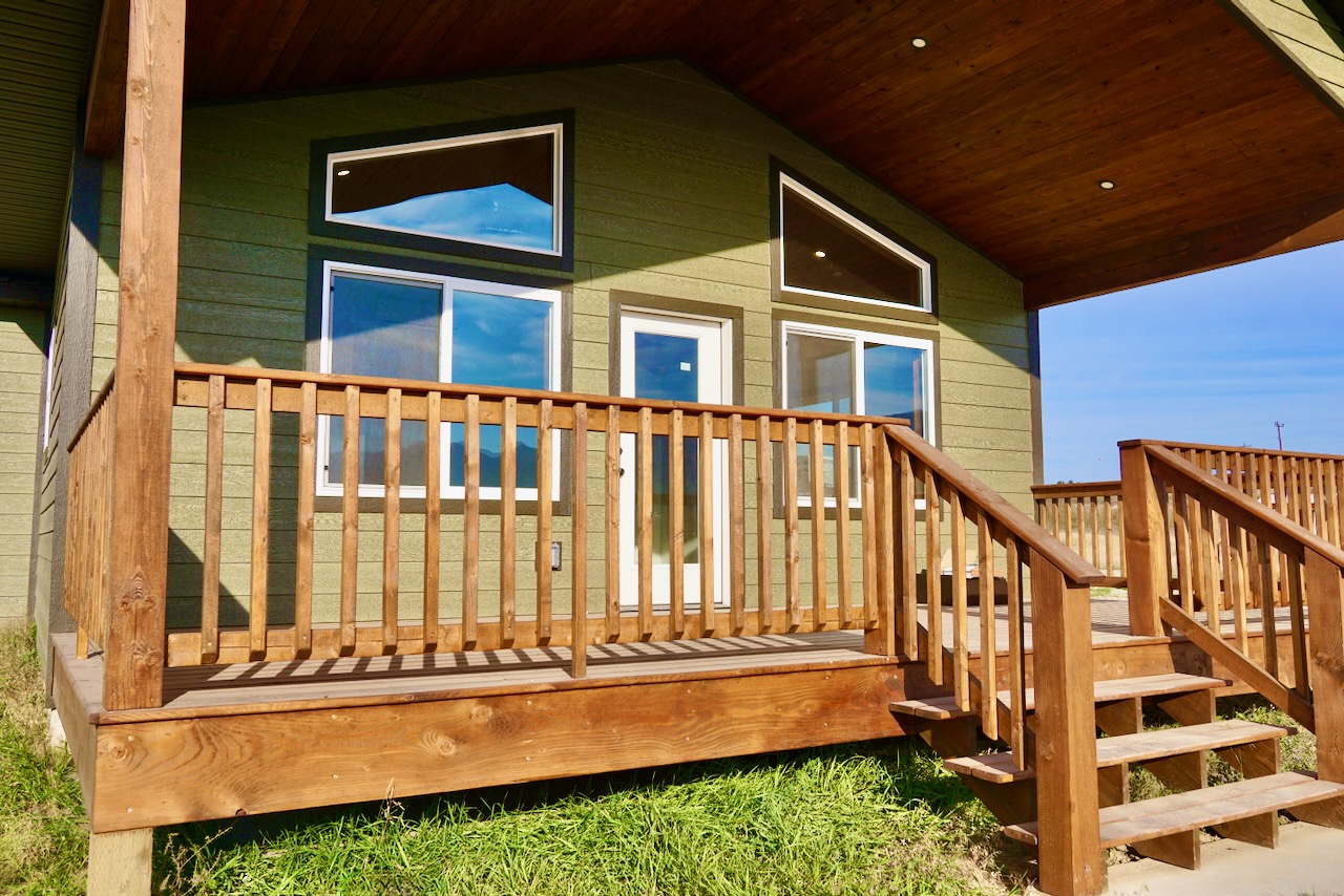 72 River Court N Property Photo 14