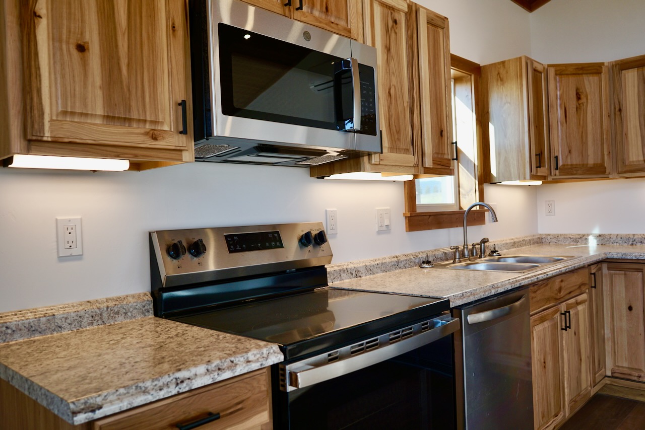 72 River Court N Property Photo 18