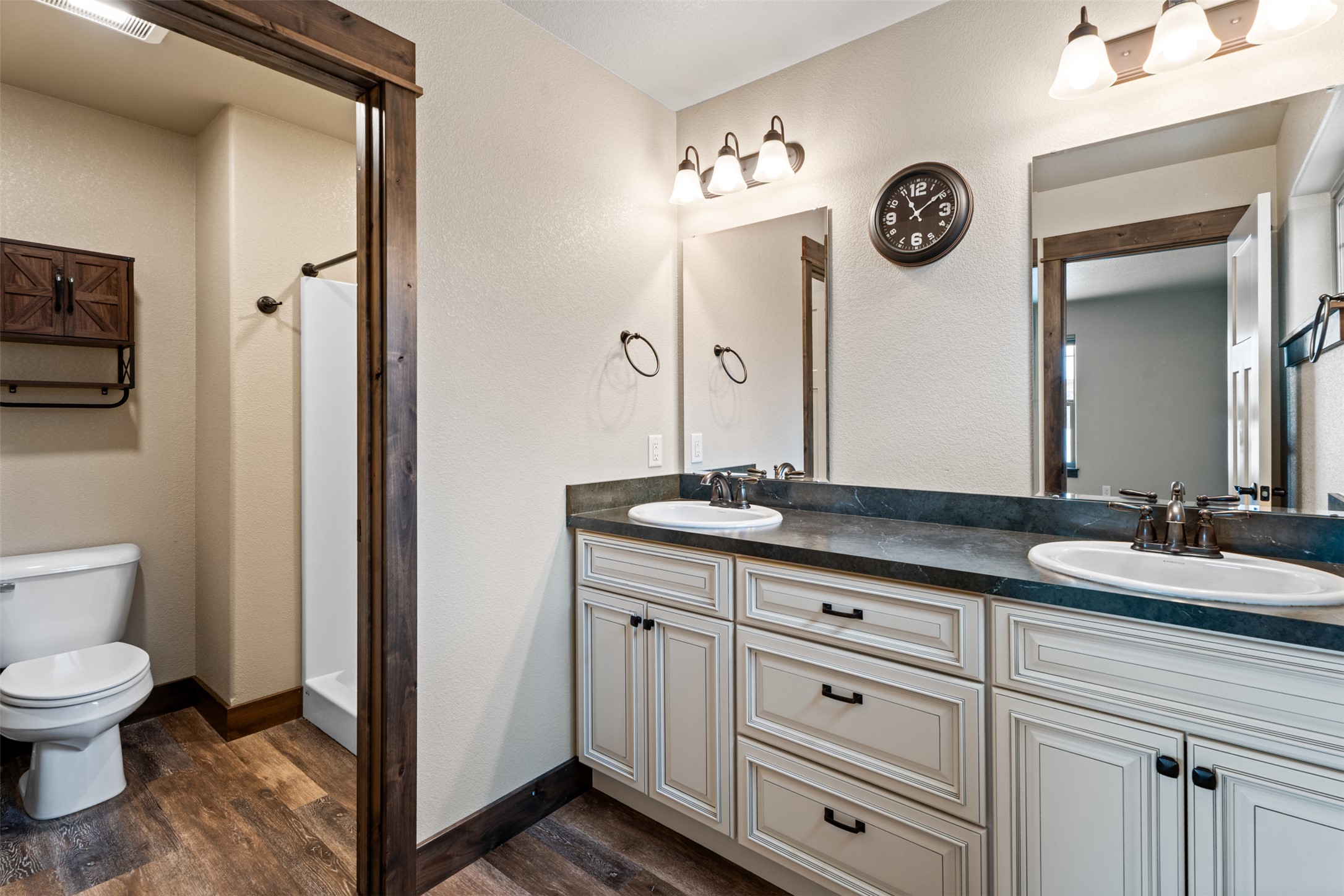 5692 Lonesome Dove Lane Property Photo 14