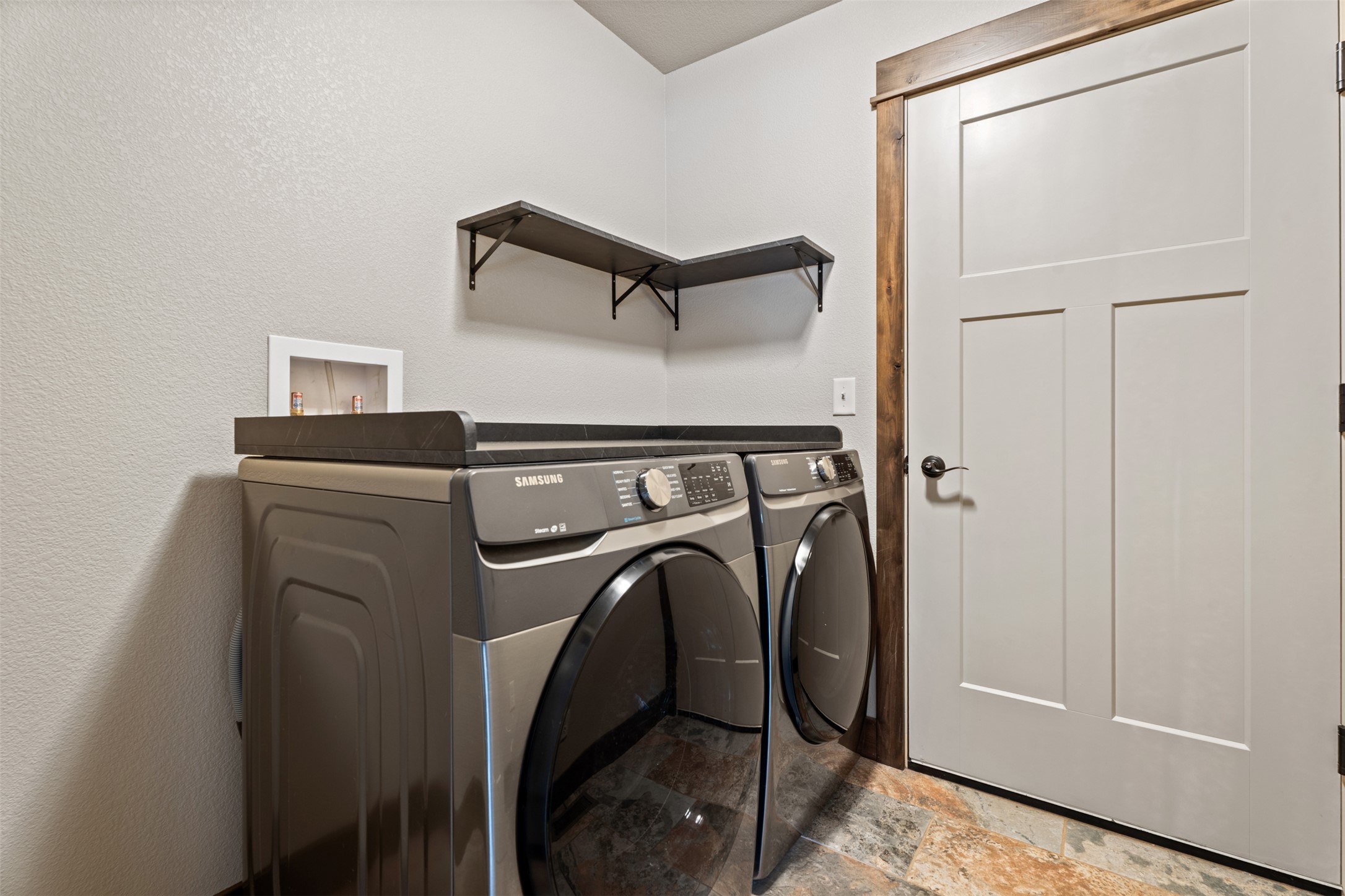 5692 Lonesome Dove Lane Property Photo 16