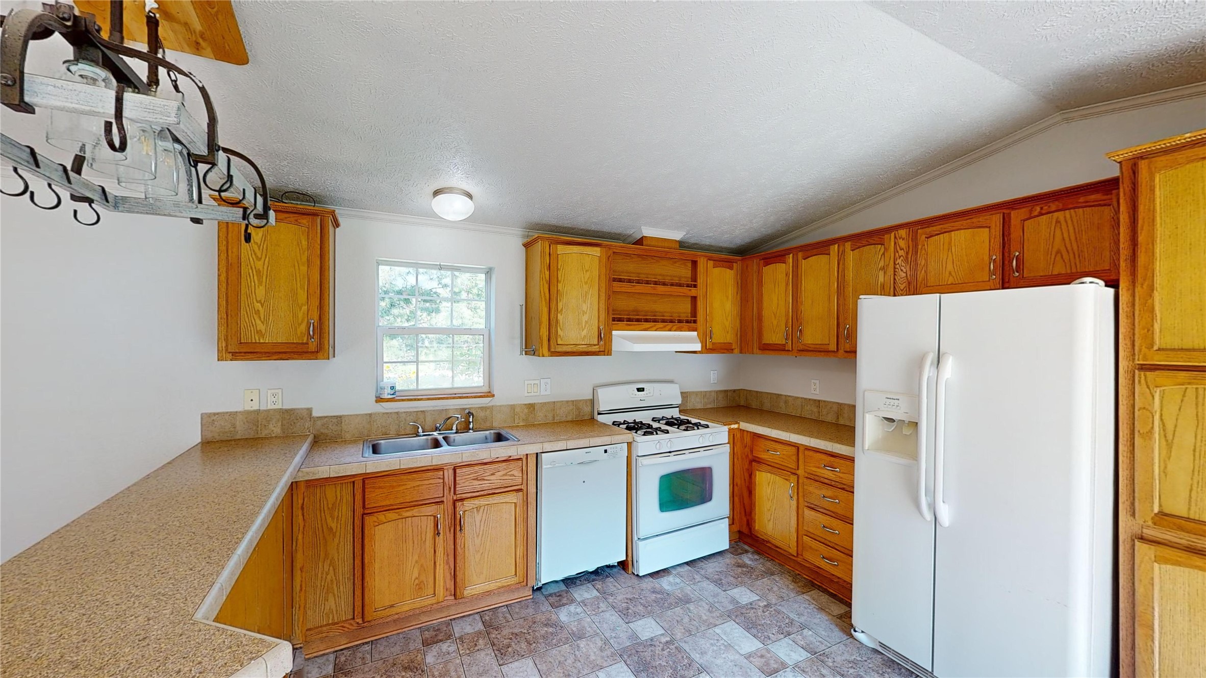 48 Country Lane Property Photo 16