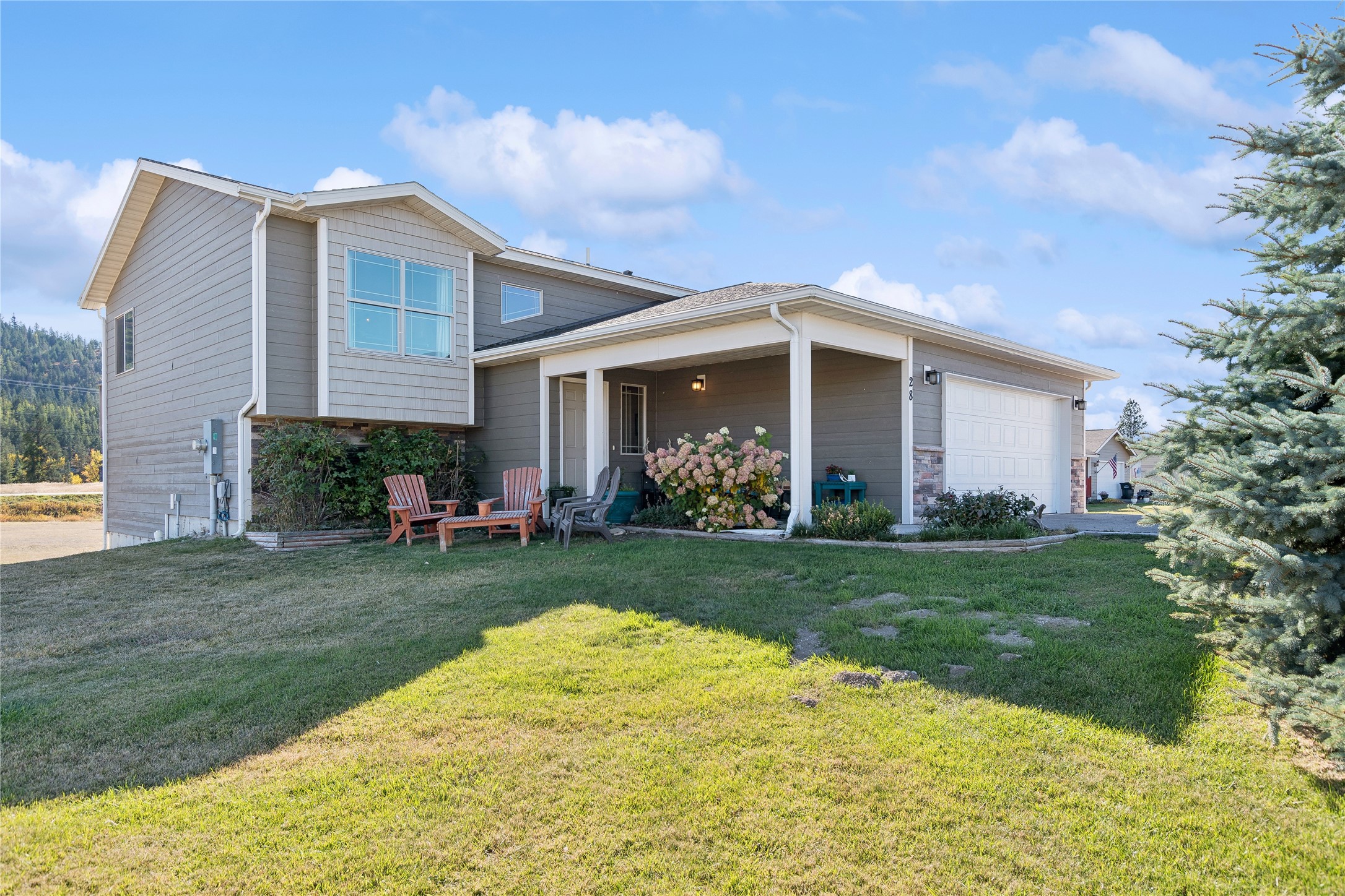 28 W Ashley Hills Drive Property Photo 1
