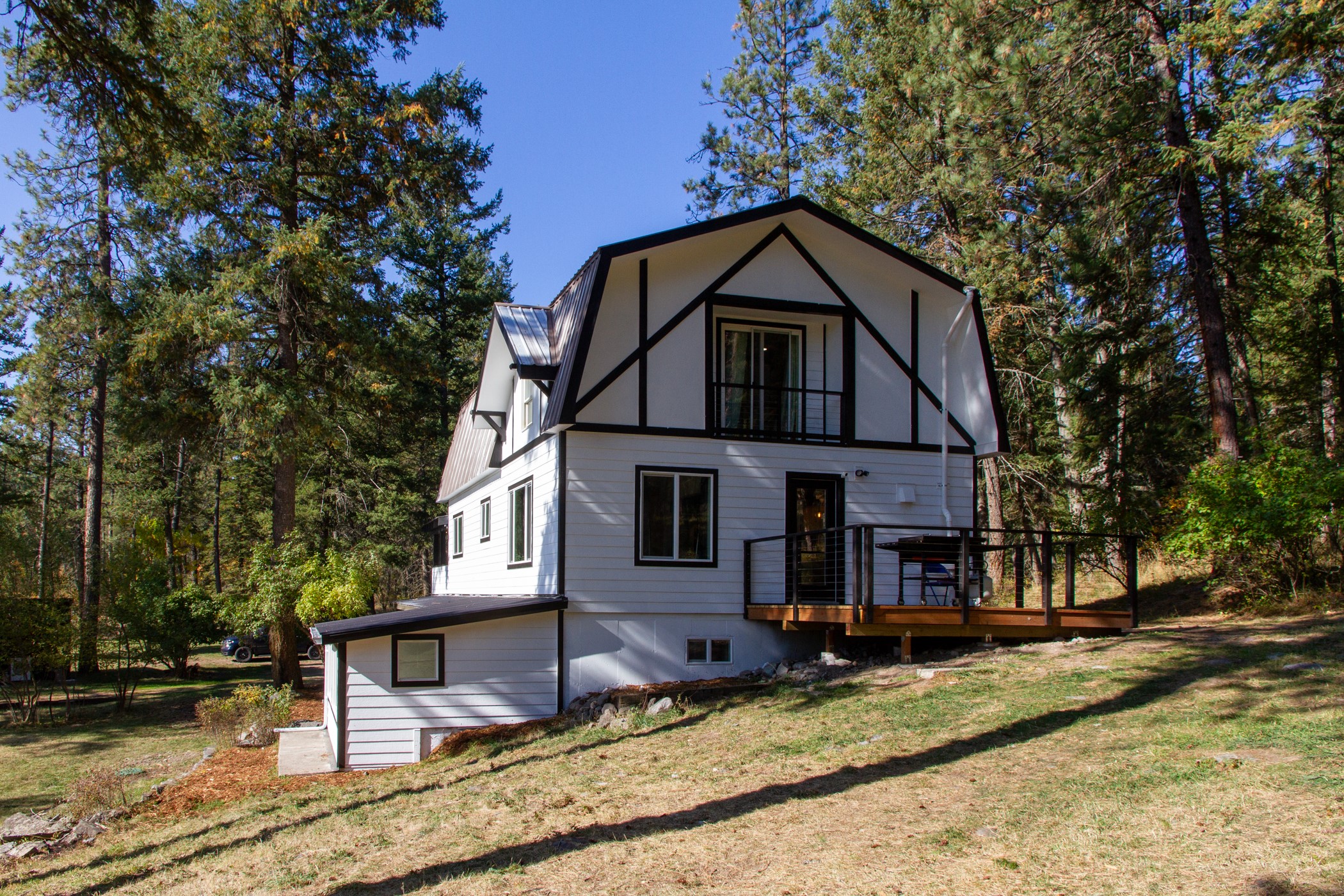 44632 Singing Creek Lane Property Photo 3