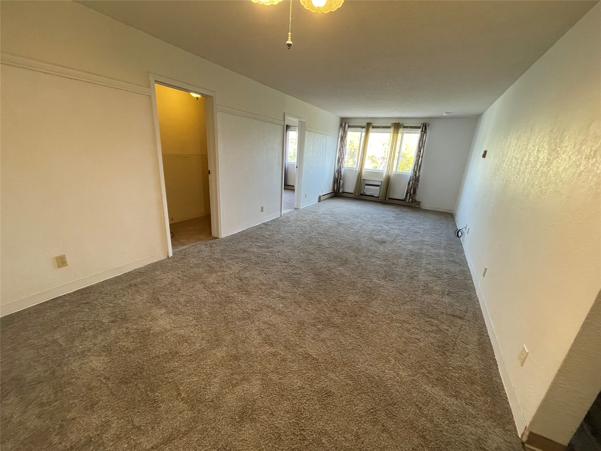 925 1st Avenue N 404 Property Photo 6