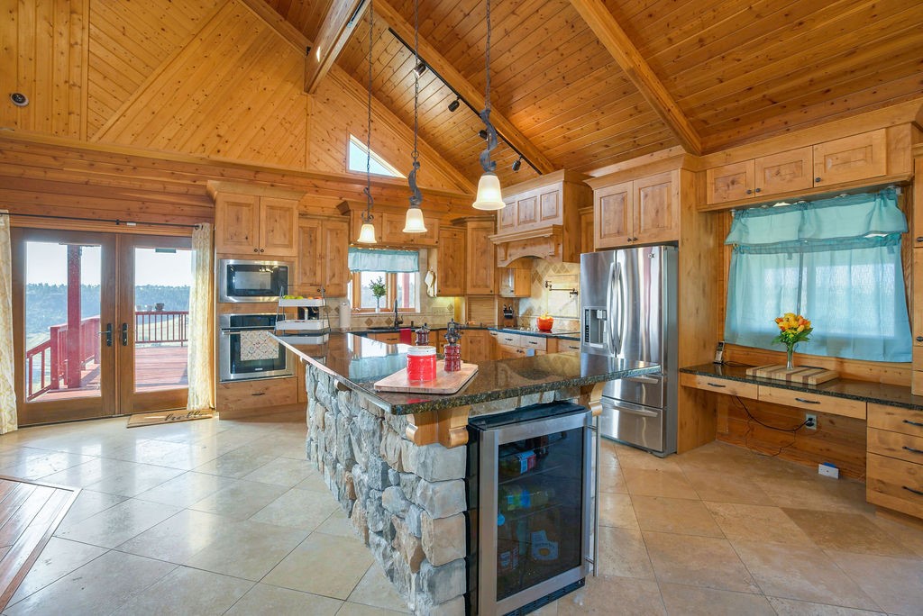 12555 Andrew Lane Property Photo 8