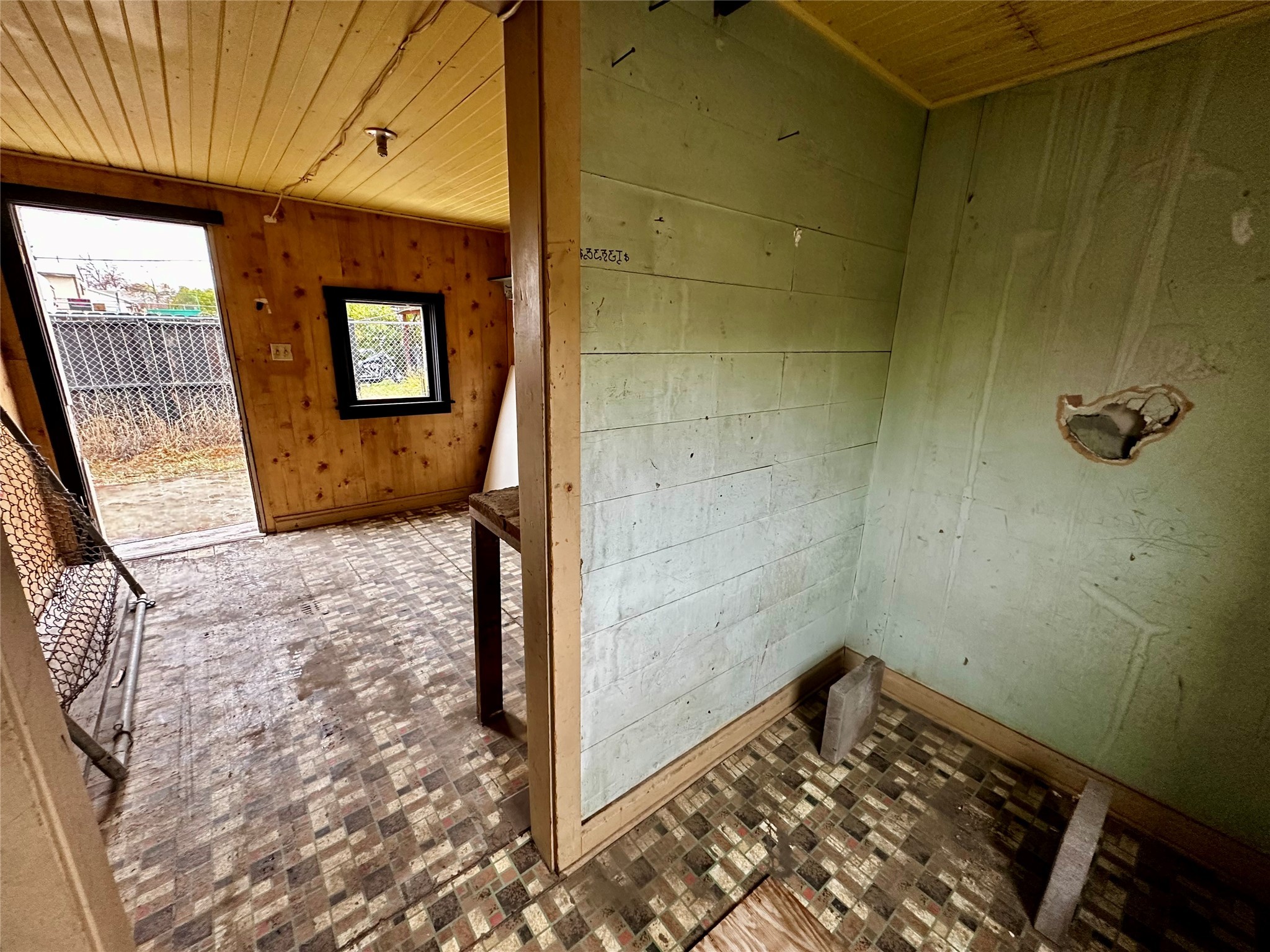 1318 Farrell Street Property Photo 22