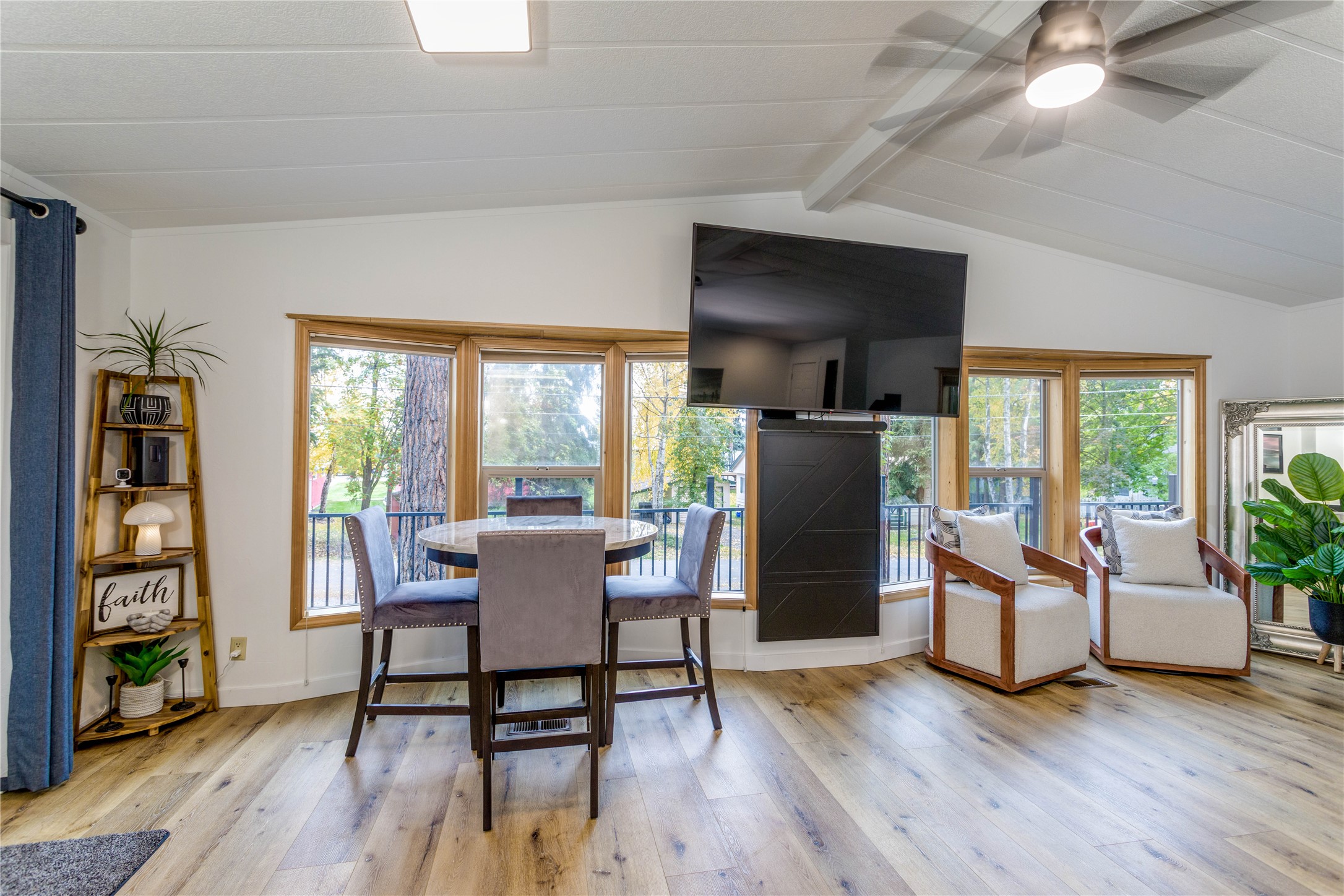 151 Harbor Heights Boulevard Property Photo 4