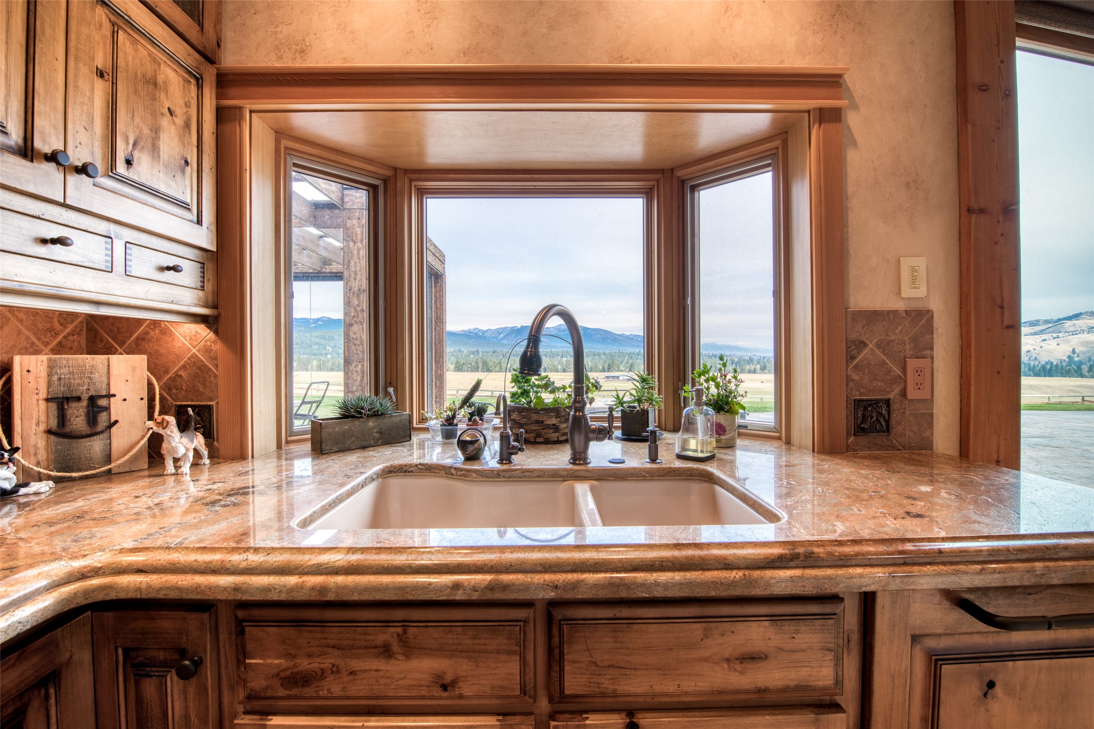406 Chief Joseph Trail Property Photo 44